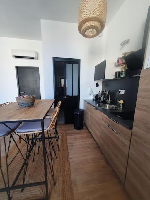 -Garrigue- Face A La Cite Medievale Studio Terrasse Classe 4☆ 卡尔卡松 外观 照片